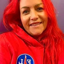 Elsa Berg's Instagram, Twitter & Facebook