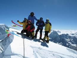 The majestic 21,000 siula grande. page 16. On The Couch With Simon Yates Mountaineer World Expeditions