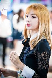 Never Fall For Rich Guys Like Him Lalisa Manoban Where H Fanfiction Fanfiction Amreading Books Wattpad Blackpink Kpop Girls Blackpink Lisa