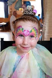 Yesterday afternoon I face painted at sweet Aria's 5th birthday party. 😍  She had a fabulous dress