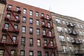 What S The Difference Between Section 8 And Section 42 Housing Apartmentguide Com Section 8 Section 8 Housing Section 8 Apartments