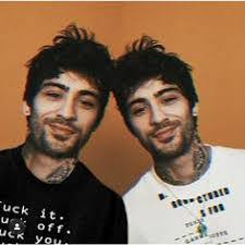 Dawn Malik's Instagram, Twitter & Facebook