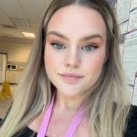 90+ perfiles de «Shyann»