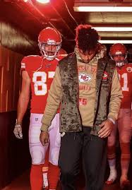 Pin By Phyllis Didomenico On Patrick Mahomes In 2020 Kc Chiefs Football Kansas City Chiefs Football Kc Football