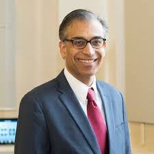 10 Progress Executives & Org Chart