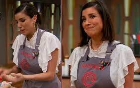 1959 es un escritor mexicano. Unexpectedly Andrea Rincon Confessed In Masterchef That She Often Cooks For A Well Known Family In The Environment The Paparazzi Magazine