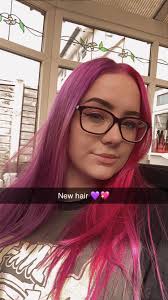 It's calling your name 🍒🍫 Cassidy Wilson Hair we're obsessed with this  color! Using Redken