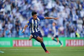 De luisi, de luisi, de luisito. · liverpool hoy un narrador icónico del . Diaz Estreno Su Temporada Con Gol Futbol Hoy