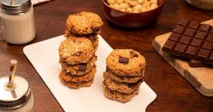 Laissez Vous Seduire Par Ces Cookies Muesli Et Chocolat En 2020 Gateau En Forme De Cerveau Muesli Chocolat Cookies Et Biscuits