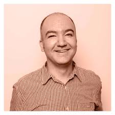 🔸 OSHIN VARTANIAN 🔸 Let's meet our contributor Oshin Vartanian received  his PhD in experimental psychology from the University of Maine. He is the  Co-Editor of Psychology of Aesthetics, Creativity, and the