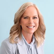 JourneyWoman Professional Travel Writers Women Over 50