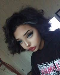 Isabel Bartley's Instagram, Twitter & Facebook