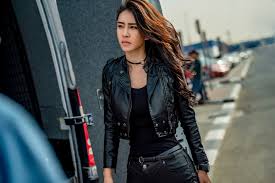 Джеки чан, ян ян, ай лунь и др. Avangard Arkticheskie Volki Kitaj 2020 Smotret Onlajn Afisha Kino