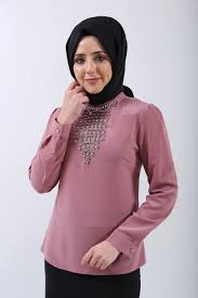 Onu Tas Detayli Bluz Pwr4054 1 Gul Kurusu Gomlek Tesettur Dunyasi Bluz Moda Stilleri Ve Giyim