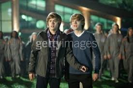 Disney channel original movie based on the suite life of zack & cody and the suite life on deck in which zack and cody are approached by a doctor who tells them about a study. Ù…Ù‚ØªØ·ÙØ§Øª Ø§Ù„ØµØ¯Ø£ Ø¹Ø°Ø± The Suite Life Movie Full Movie Findlocal Drivewayrepair Com