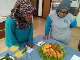 Masakan rumahan khas indonesia | unsplash.com. Tim Juri Saat Memberikan Penilaian Lomba Kreasi Masakan Jabarekspres Com