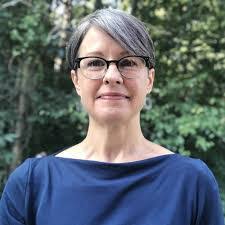 Karen Avery's Instagram, Twitter & Facebook