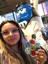 Danielle Negron (@DanielleNegron9)