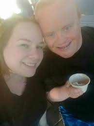 Hi I'm Desiree 28 I live in Saint Cloud fl looking forward to meeting new  people and meet friends