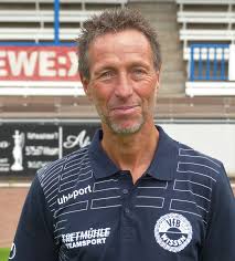 Walter Reitz bleibt auch in der kommenden Saison VfB-Trainer