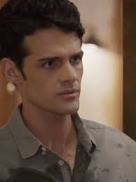 Gael descubre la verdad de los golpes en Minas de Pasión