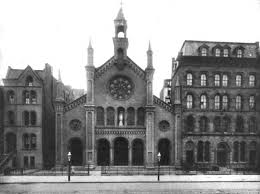 What is remarkable about this church with pointed towers and lancet windows is that it does not fit into the architectural appearance of ancient smolensk. Datei Church Of The Immaculate Conception Manhattan New York Jpg Wikipedia