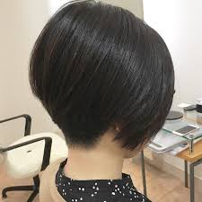 2020年 前下がりショートボブ前髪あり なし アナタはどっち派 hair 襟足 刈り上げ 前下がりボブ ショートボブ