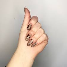 Are you searching for a couple of easy nail designs that you could totally do on your own at home? 3 Household Tools To Make Easy Nail Art Designs At Home Editor Review Allure