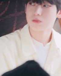 Sunoo, why just now? sunoo is left frozen at that. Enhypen Enhypen Hi Sunghoon Sunoo Heeseung