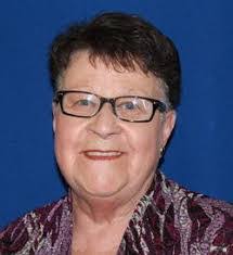 Bettie Crane's Instagram, Twitter & Facebook