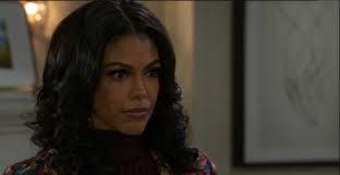 Dany sings like having a wild beast trapped in her soul 💛