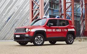 Feuerwehr In Italien Fahrt Jeep Renegade