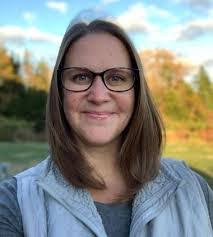 Kate Bowen's Instagram, Twitter & Facebook