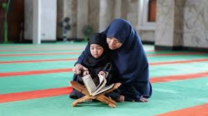 Penghafal al qur'an adalah orang yang paling banyak mendapatkan pahala dari al qur'an. Cara Mudah Mengajarkan Membaca Al Quran Kepada Anak Halaman All Kompasiana Com