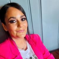 700+ "Dines" profiles