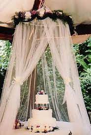 Outdoor Wedding Cake Bugs Weddings Do It Yourself Planning Style And Decor Wedding Outdoor Wedding Cake Outdoor Wedding Decorations Wedding Forums