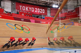 Matt walls make his olympic debut in the omnium and has a chance at a medal in the final points race, while the gold medal is decided in the women's keirin. Olympics Denmark Quickest In Men S Team Pursuit Qualifying Swiss Cycles