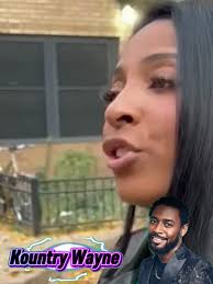 Larry warns Sharra that Bethany is coming to Chicago and she ain't hav...