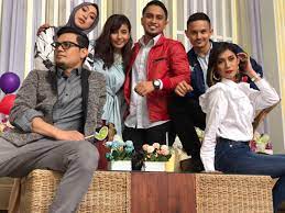 Nasi lemak kopi o, tv9. Host Baru Nlko Mulai 7 April 2017 Nasi Lemak Kopi O Tv9 Facebook