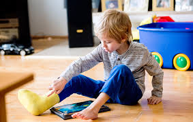 Cause of pain in legs, including lower leg pain affecting muscles, joints, ligaments, tendons, veins and nerves, with treatment and homeopathic remedies. Common Leg Problems In Children