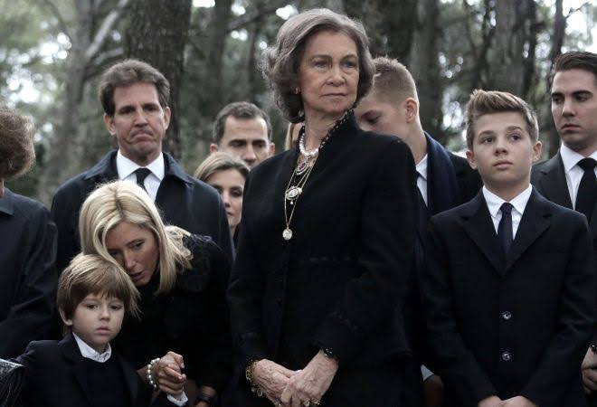 Marie-Chantal Miller, contra Letizia tras la pelea con Sofía: "Ha mostrado  su verdadera cara" | Casa Real