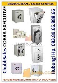 This entry was posted in uncategorized and tagged berat harga jual brankas bekas 1000 kg, berat harga jual brankas bekas 2 ton, brandkast besar, brangkas, brankas bekas jakarta utara brankas bekas jakarta pusat jakarta timur tangerang cikupa serang brankas bekas merak harga jual brankas bekas, daftar harga jual brankas bekas, filing cabinet anti api, filing cabinet baja, filing cabinet berat. Telp Jual Brankas Lemari Besi Chubb Bekas Second Seken Cobra Executive B Size 1 2 3 4 5 Jakarta Jualo