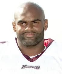 Andre Morales's Instagram, Twitter & Facebook