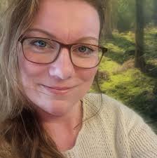 Beauty is a construct😂 #comedy #standup #standupcomedy #funny #goodlooking  #mattrife #handsome #puberty