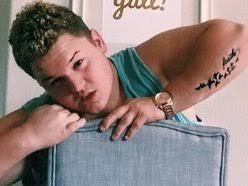 Allen Riley's Instagram, Twitter & Facebook