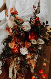 Get even more orange wedding inspiration on pinterest. Fall Wedding Bouquet Ideas That Ll Highlight Your Fall Wedding