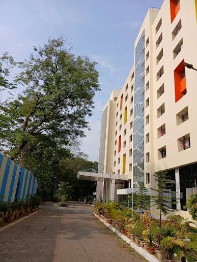 File:Hostel 18 in IIT Bombay, Mumbai.jpg - Wikimedia Commons