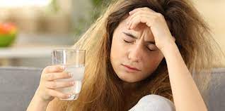 10 trucs pour lutter contre la gueule de bois. Conseils Contre La Gueule De Bois Helsana