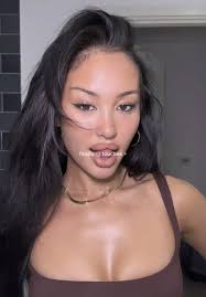 Lottie Hutton Glow Up