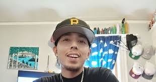 Paula Anselmo's Instagram, Twitter & Facebook